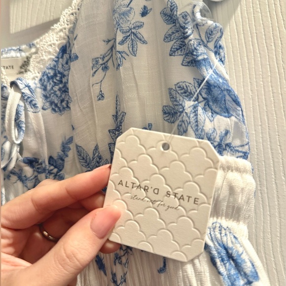 New with tags Altar’d state Quinn Floral Maxi Dress - Picture 6 of 6